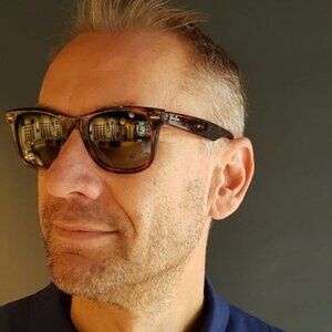 NWT RayBan Wayfarer RB2140 Tortoise Brown